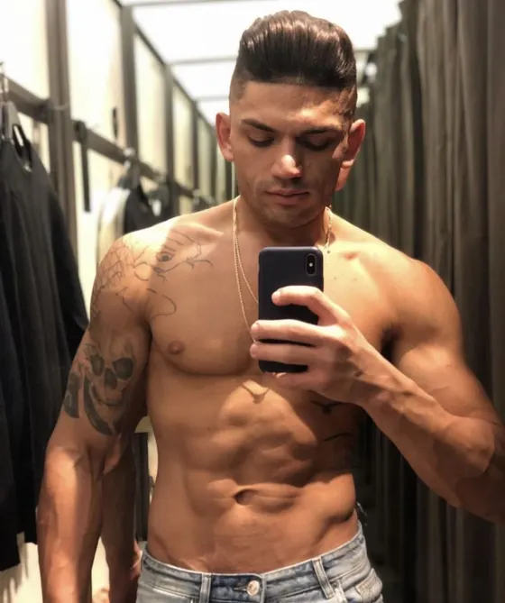 Noah, male escort in Dubai — photo 5