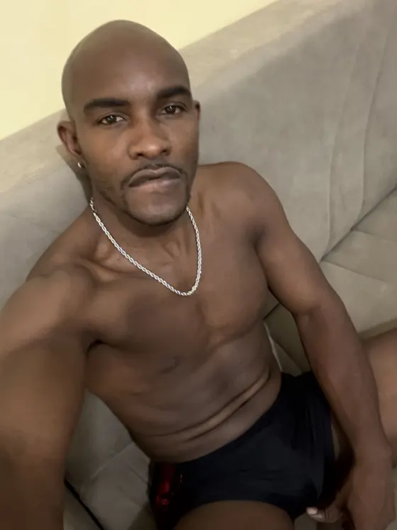 Noah, male escort in Dubai