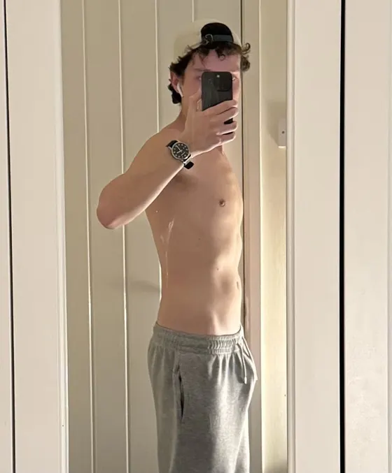 Noah, male escort in Dubai