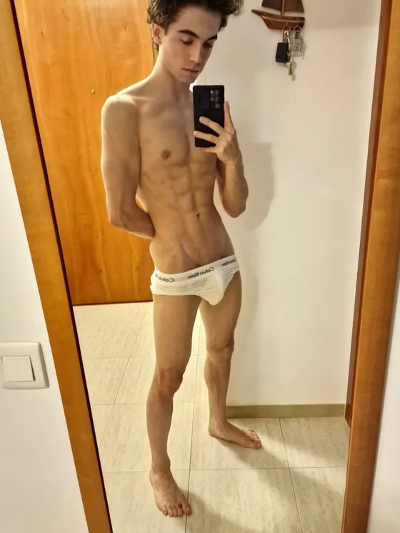 Noah, Brazilian male escort in Dubai — photo 14