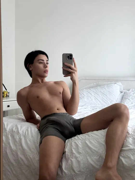 Oscar, male escort in Dubai โ photo 10