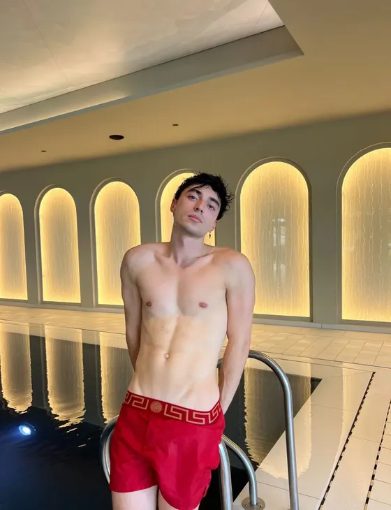 Oscar, male escort in Dubai โ photo 11