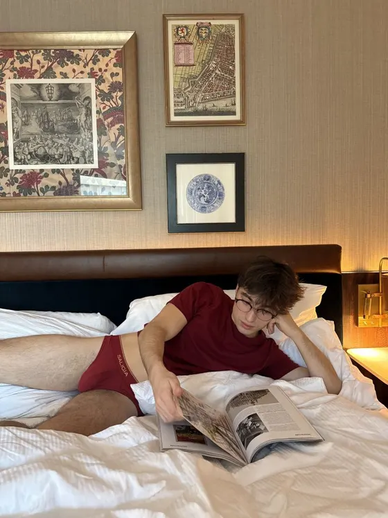 Oscar, male escort in Dubai โ photo 4
