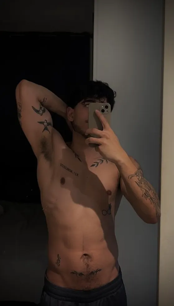 Owen, Brazilian male escort in Dubai — photo 9