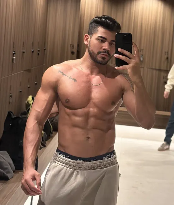 Rafael, male escort in Dubai