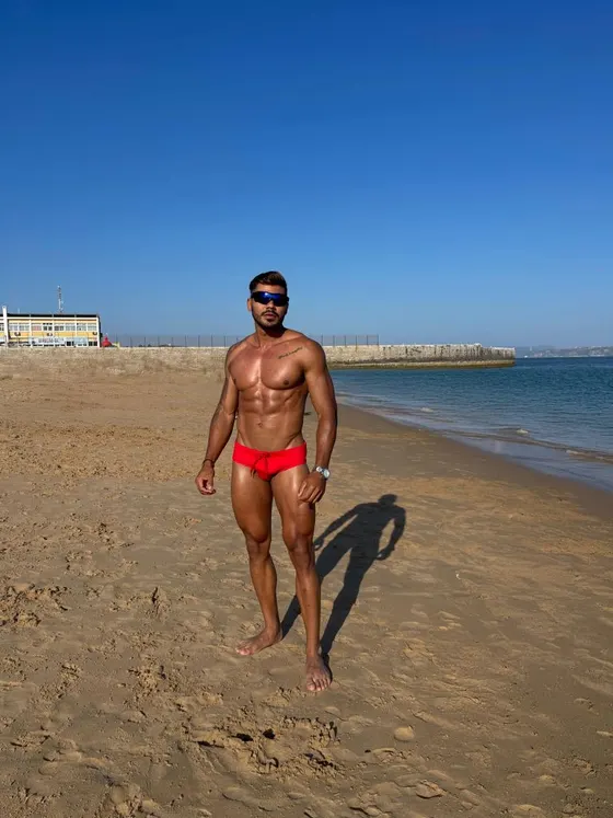 Rafael, male escort in Dubai — photo 10