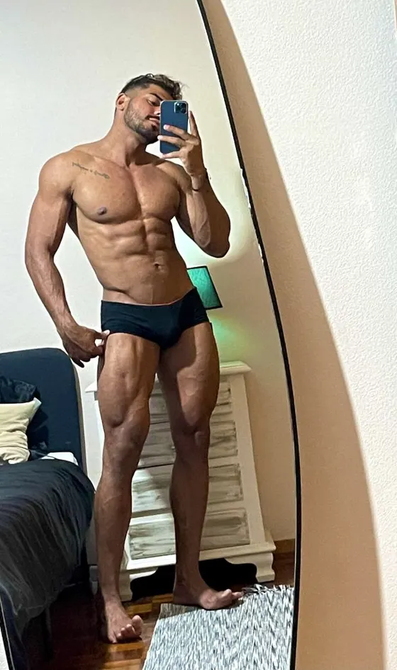 Rafael, male escort in Dubai — photo 11