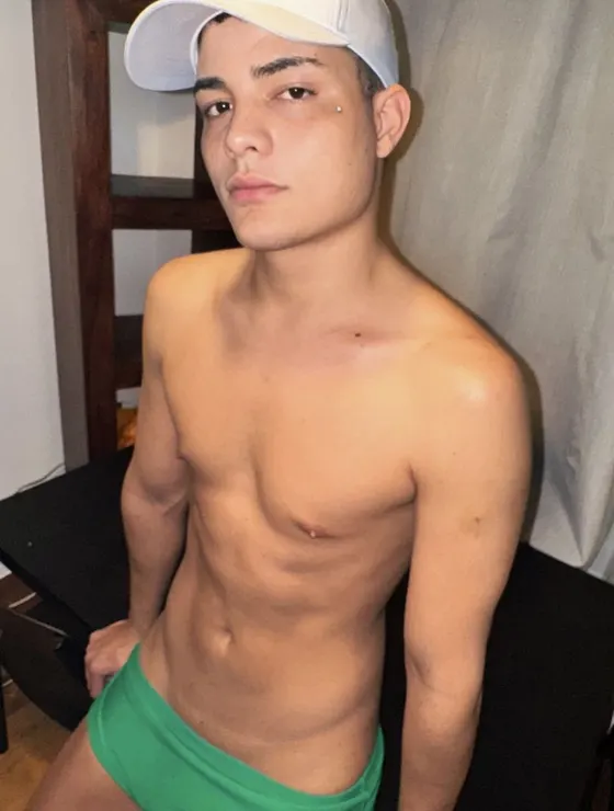 Rafael, Brazilian male escort in Dubai — photo 11