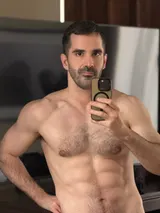 Roman, male escort in Dubai — photo 2