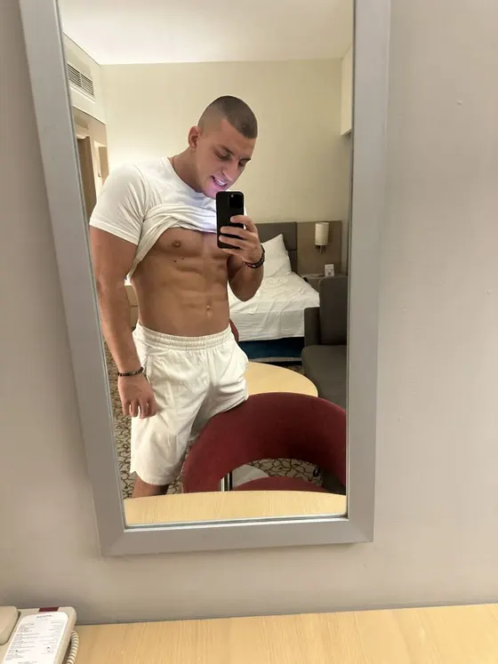 Roman, Russian male escort in Dubai — photo 8