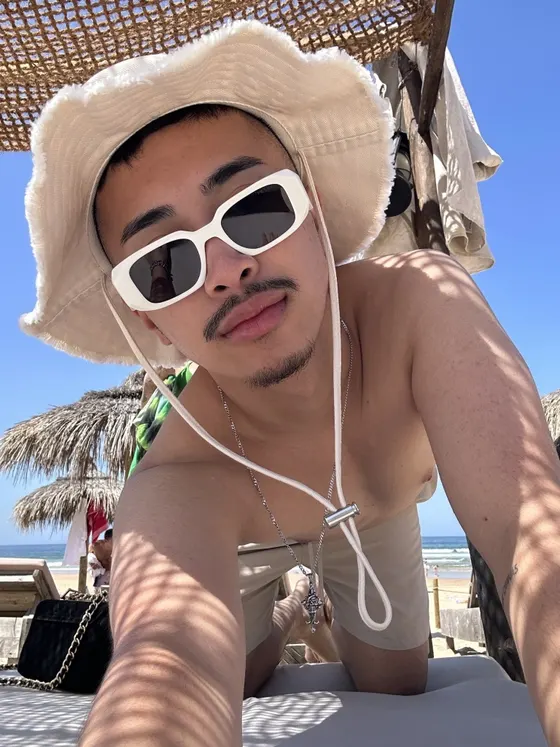 Roman, Asian male escort in Dubai โ photo 12