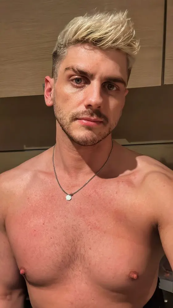 Ryan, male escort in Dubai — photo 7