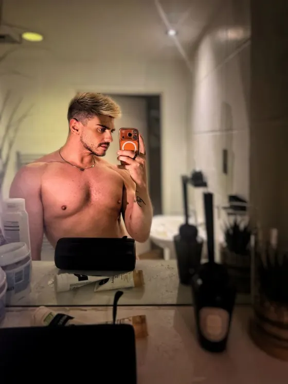 Ryan, male escort in Dubai — photo 9