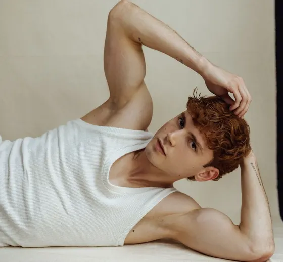 Sean, male escort in Dubai โ photo 7