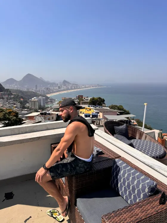 Sean, Brazilian male escort in Dubai — photo 10