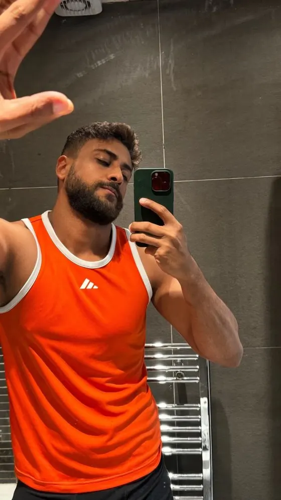 Sean, male escort in Dubai — photo 7
