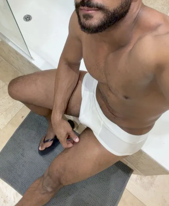 Sean, male escort in Dubai — photo 9