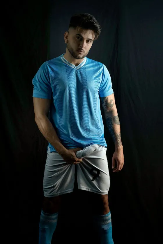 Sergei, male escort in Dubai โ photo 11