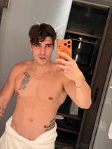 Theo, male escort in Dubai — photo 3