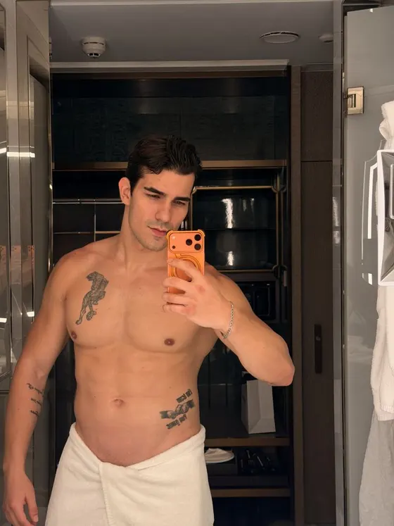 Theo, male escort in Dubai — photo 7