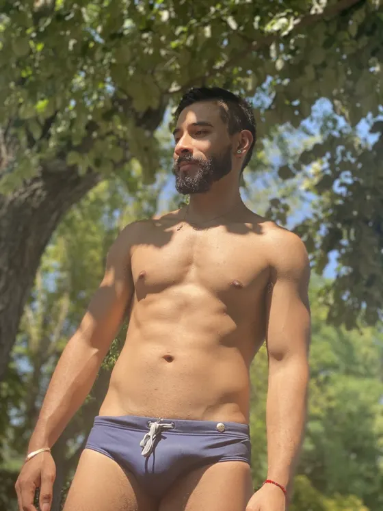 Theo, male escort in Dubai — photo 17