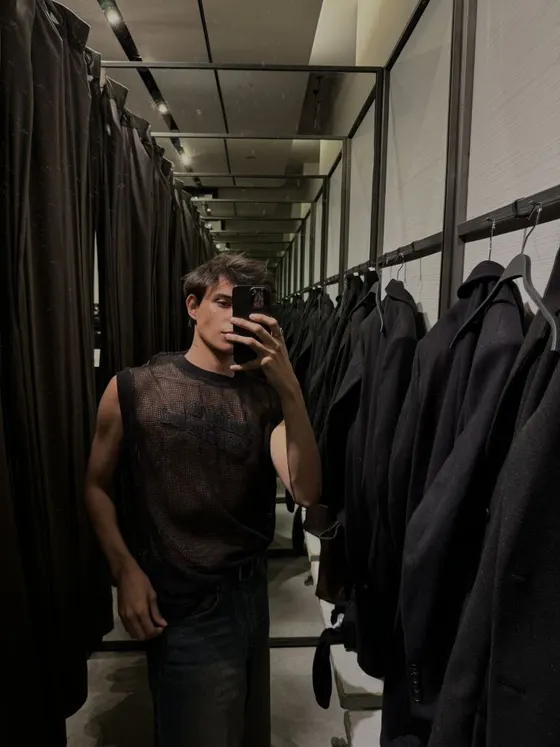 Theo, male escort in Dubai — photo 12