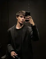 Theo, male escort in Dubai — photo 2