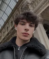 Theo, male escort in Dubai — photo 3