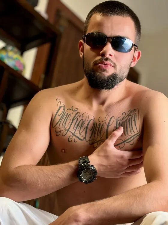 Theo, Russian male escort in Dubai — photo 8