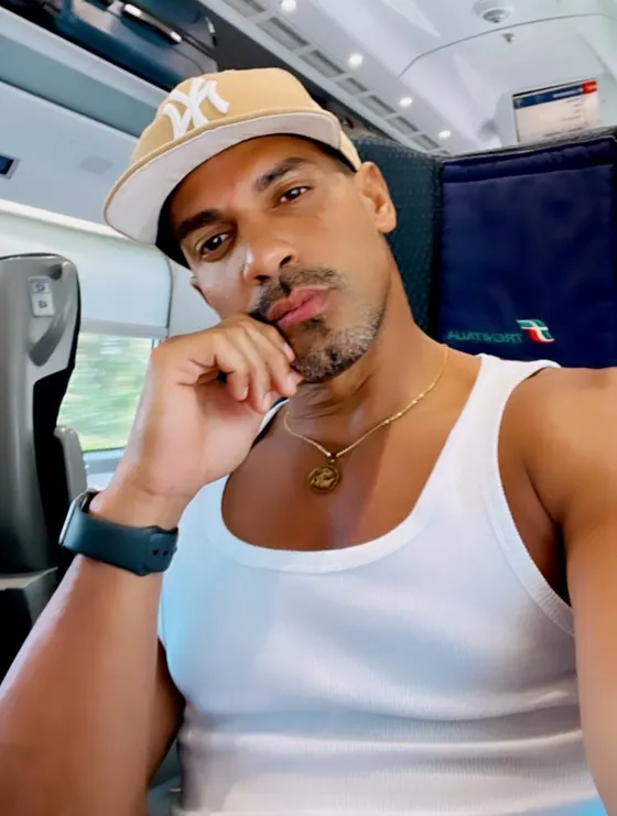 Vince, Brazilian male escort in Dubai — photo 13