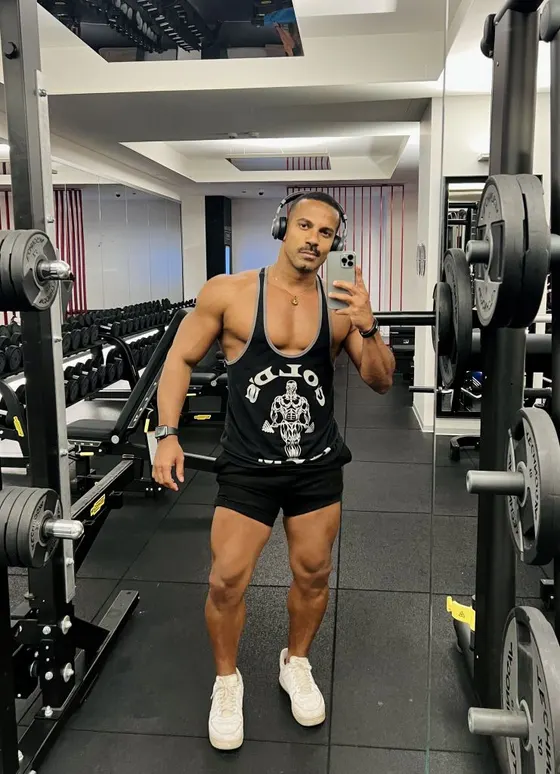 Vince, Brazilian male escort in Dubai — photo 5