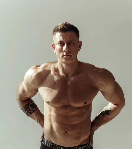 Zane, Russian male escort in Dubai — photo 11