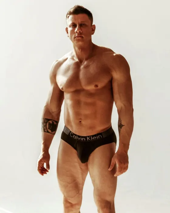 Zane, Russian male escort in Dubai — photo 8