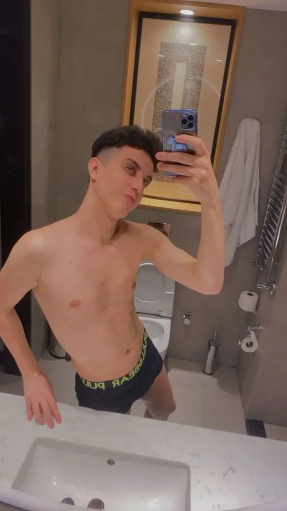 Zane, Russian male escort in Dubai
