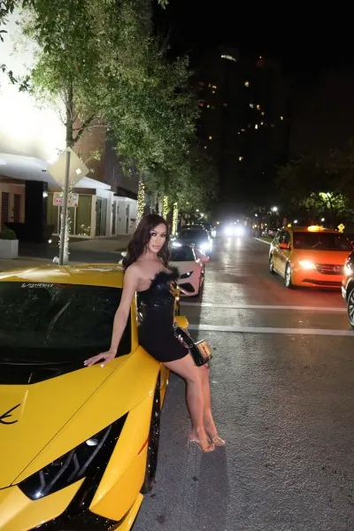 Alessia, Asian trans escort in Dubai — photo 15