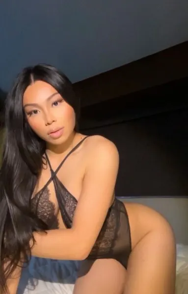 Alessia, Asian trans escort in Dubai — photo 5
