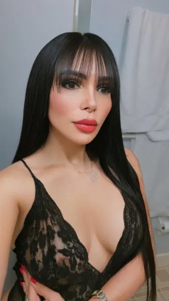 Aline, trans escort in Dubai — photo 3
