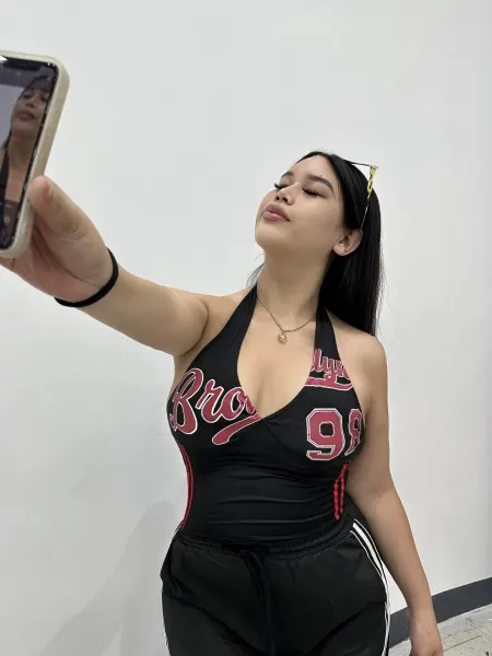 Aline, Asian trans escort in Dubai — photo 13