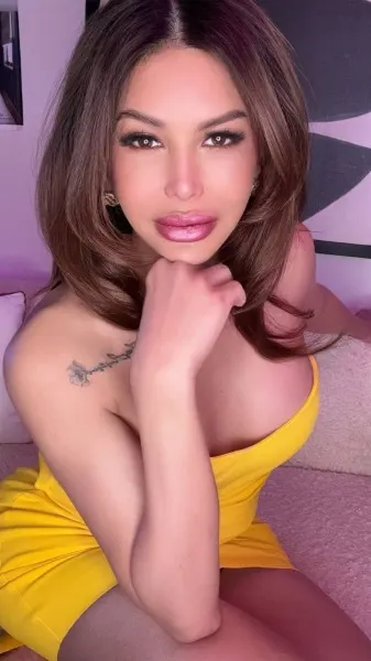 Aline, Brazilian trans escort in Dubai โ photo 11