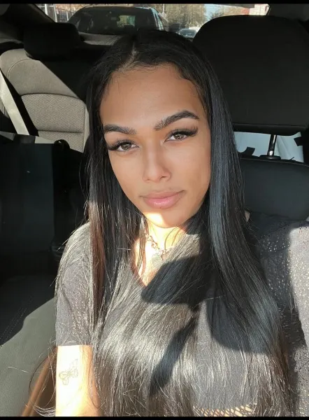 Amanda, Brazilian trans escort in Dubai — photo 4