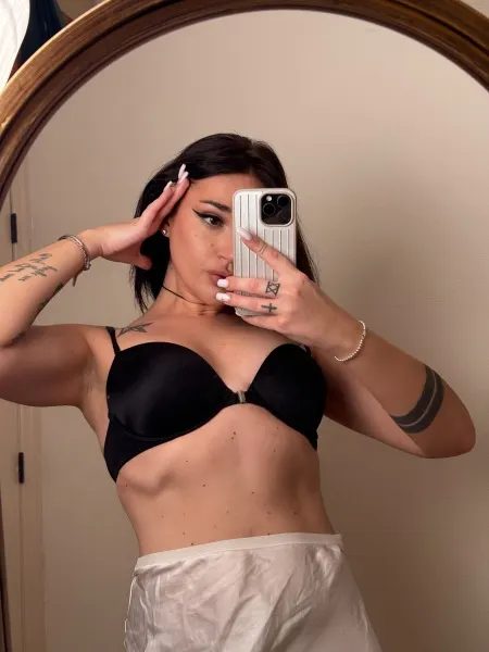 Angel, trans escort in Dubai — photo 8