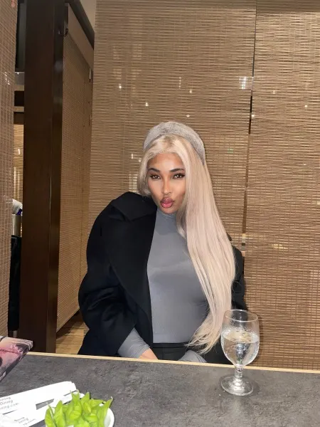 Angel, Brazilian trans escort in Dubai — photo 7