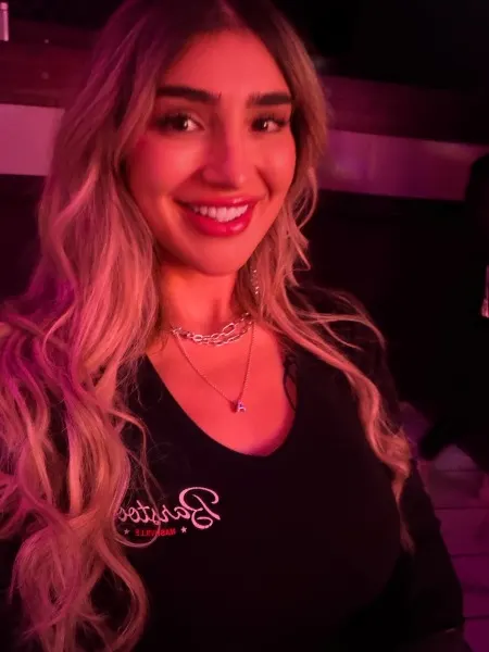 Ariel, trans escort in Dubai โ photo 13