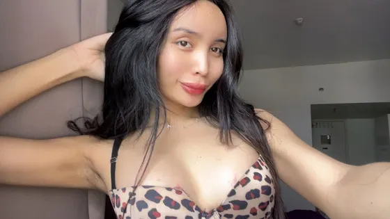 Ariel, Asian trans escort in Dubai โ photo 5