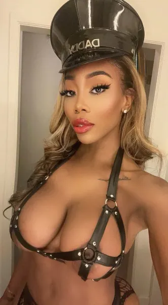 Barbara, Brazilian trans escort in Dubai โ photo 7