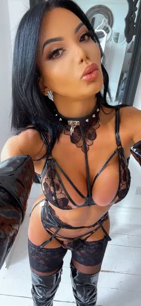 Barbara, Brazilian trans escort in Dubai โ photo 9