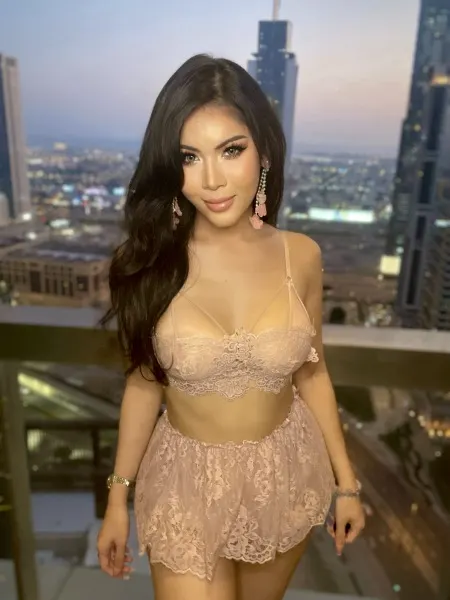 Bella, Thai trans escort in Dubai — photo 8