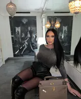 Bella, Russian trans escort in Dubai — photo 2