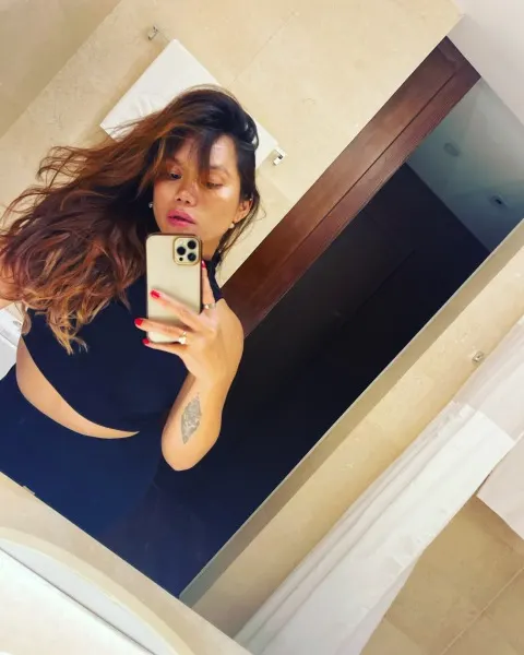 Bella, Asian trans escort in Dubai — photo 10