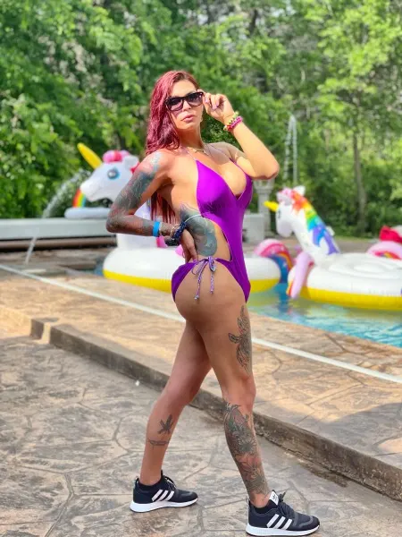 Bella, Brazilian trans escort in Dubai โ photo 8